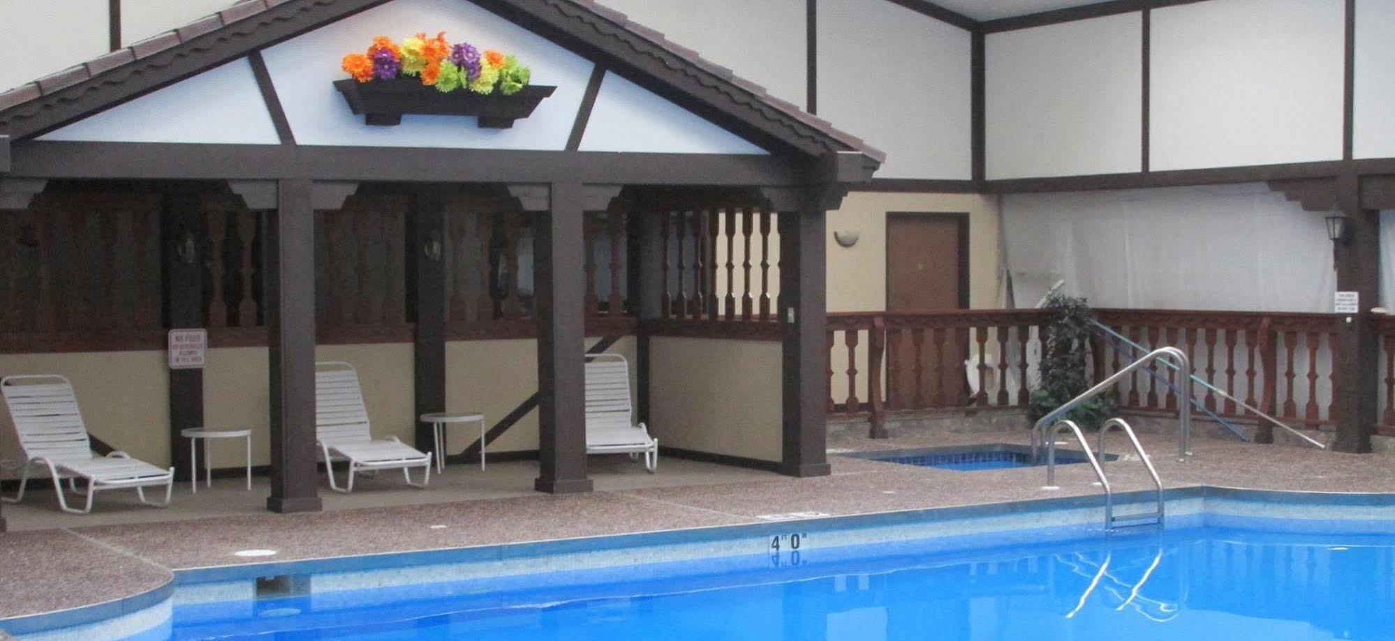 Shawano Four Seasons Resort מראה חיצוני תמונה