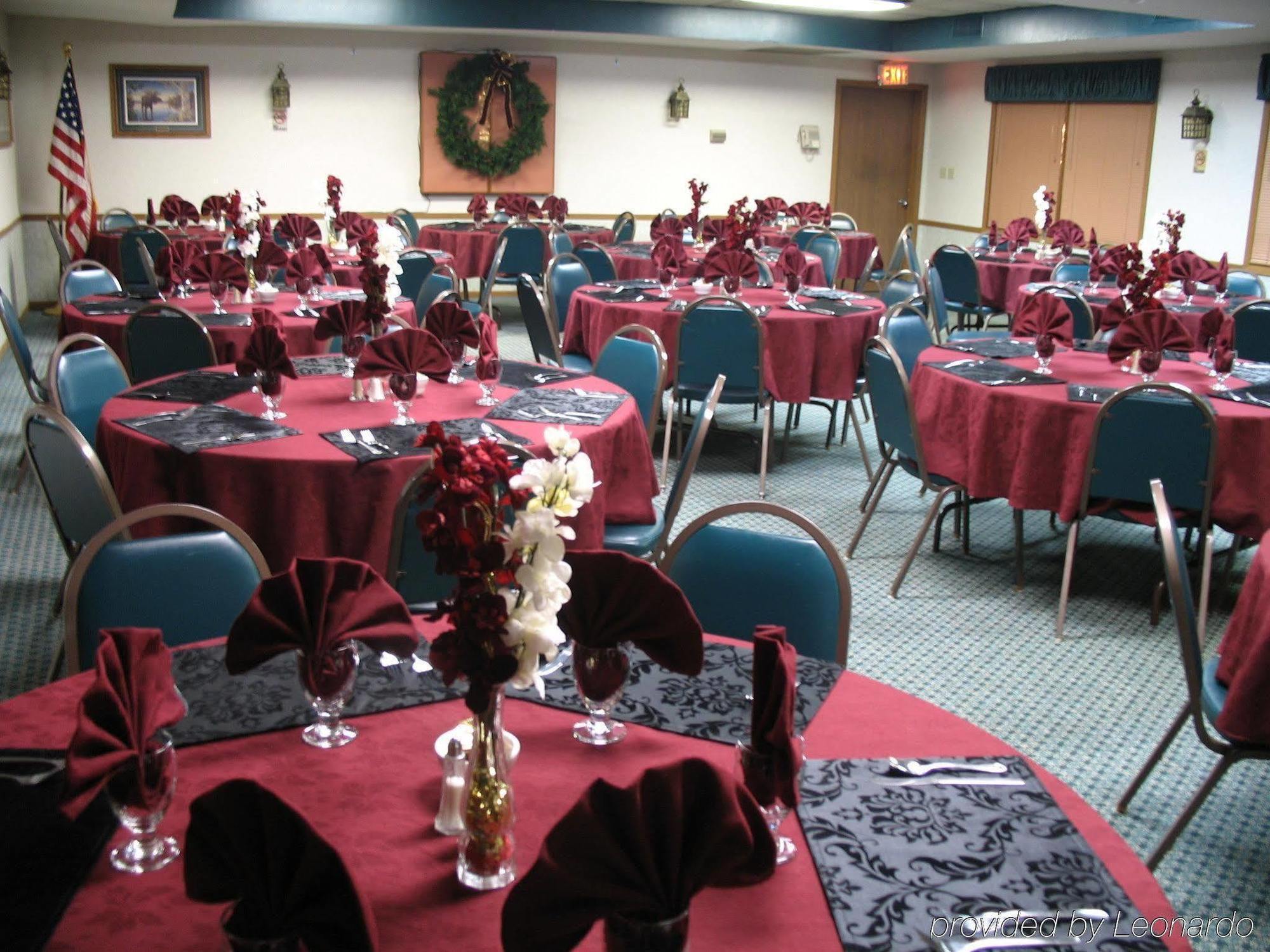 Shawano Four Seasons Resort מסעדה תמונה